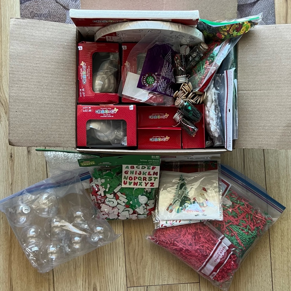 Christmas Craft Supply Bundle - Holiday - Art Supplies - Picture 2 of 5